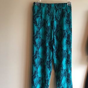 Fashion pants, stylish for work or play.